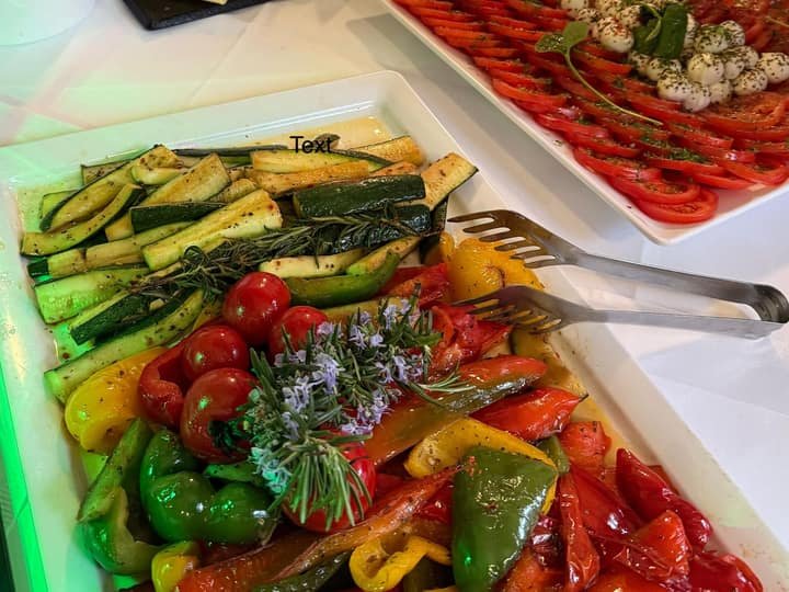 Gegrilltes Gemüse vom Buffet